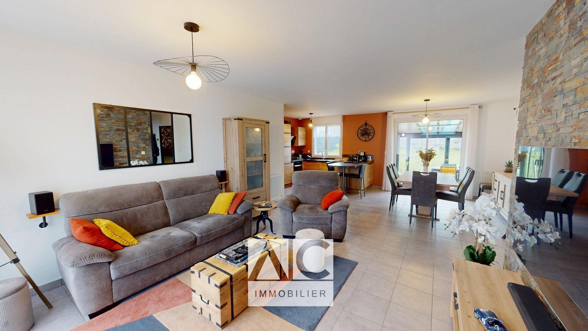Maison à vendre, 76m², Goudelin