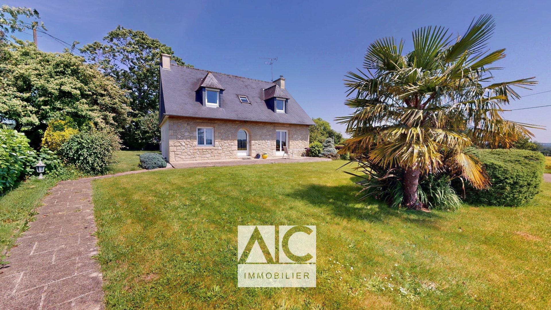 Maison à vendre, 160m², Plounévez-Quintin