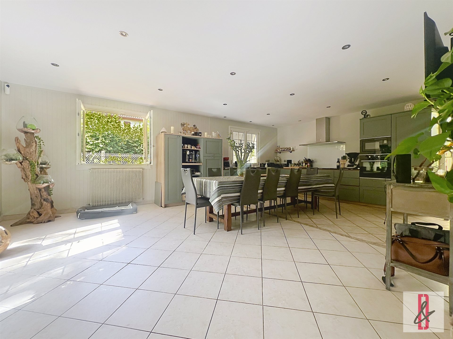 Maison à vendre, 160m², Mouthiers-sur-Boëme