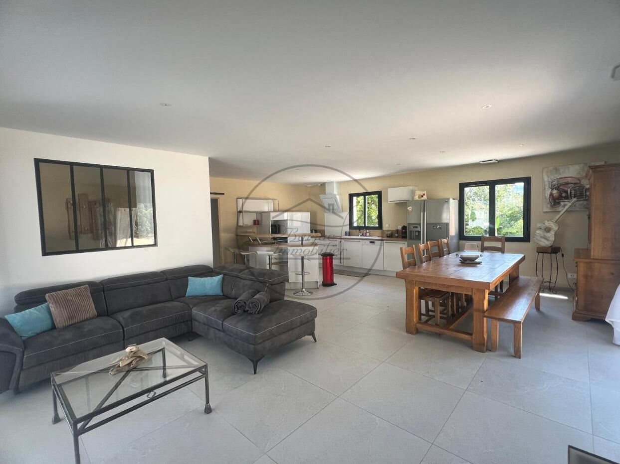 Maison à vendre, 159m², Saint-Ambroix