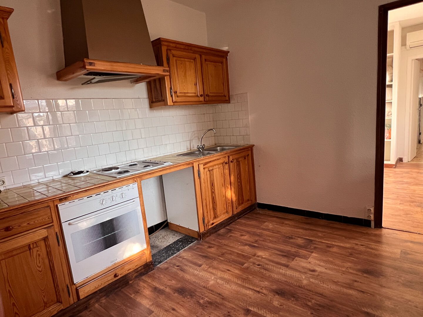 Maison à vendre, 275m², Saint-Jean-de-Maruéjols-et-Avéjan