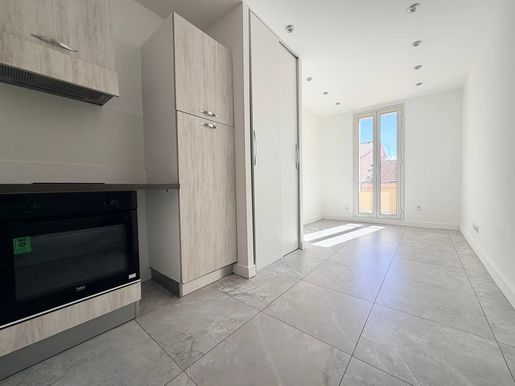Appartement 20 m² · à Vallauris · 20 m² · 100 000 €