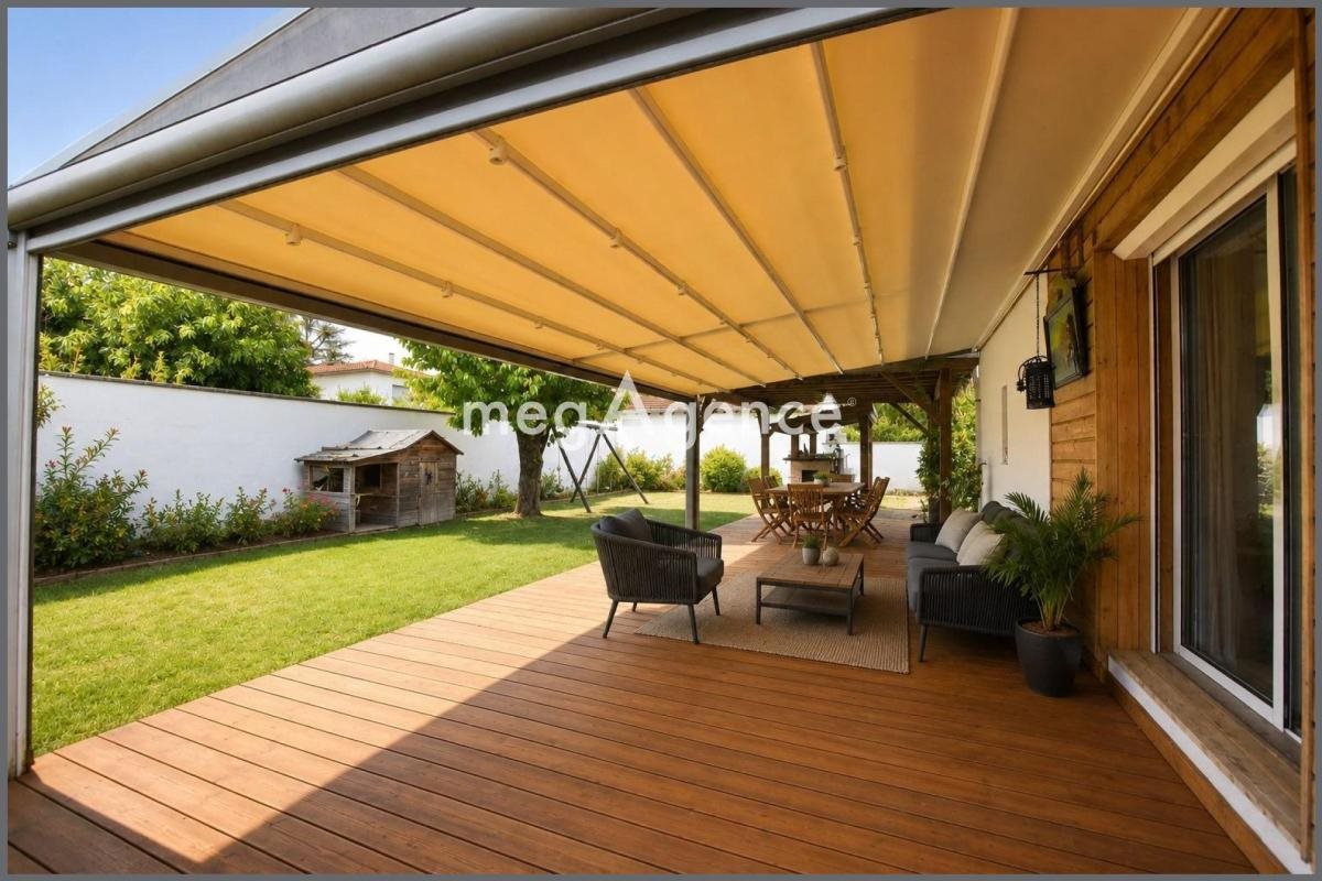 Maison à vendre, 220m², Charbonnières-les-Bains