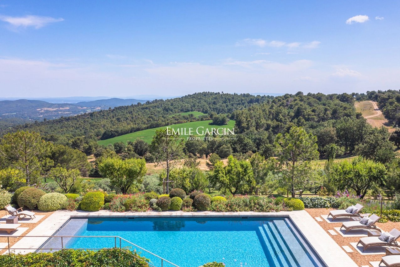 Maison à vendre, 450m², La Bastide-des-Jourdans