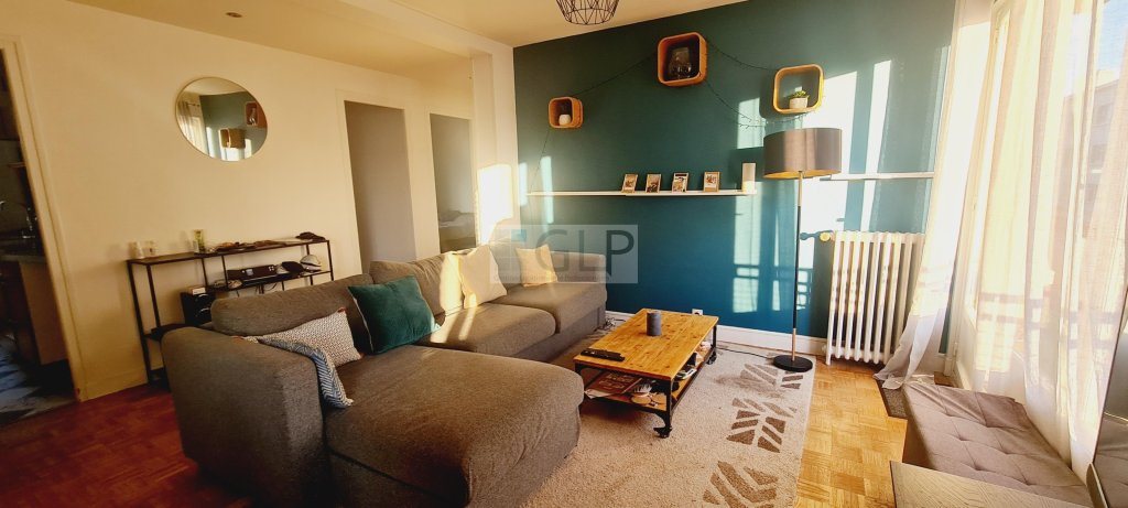 Appartement à louer, 70m², Châtillon