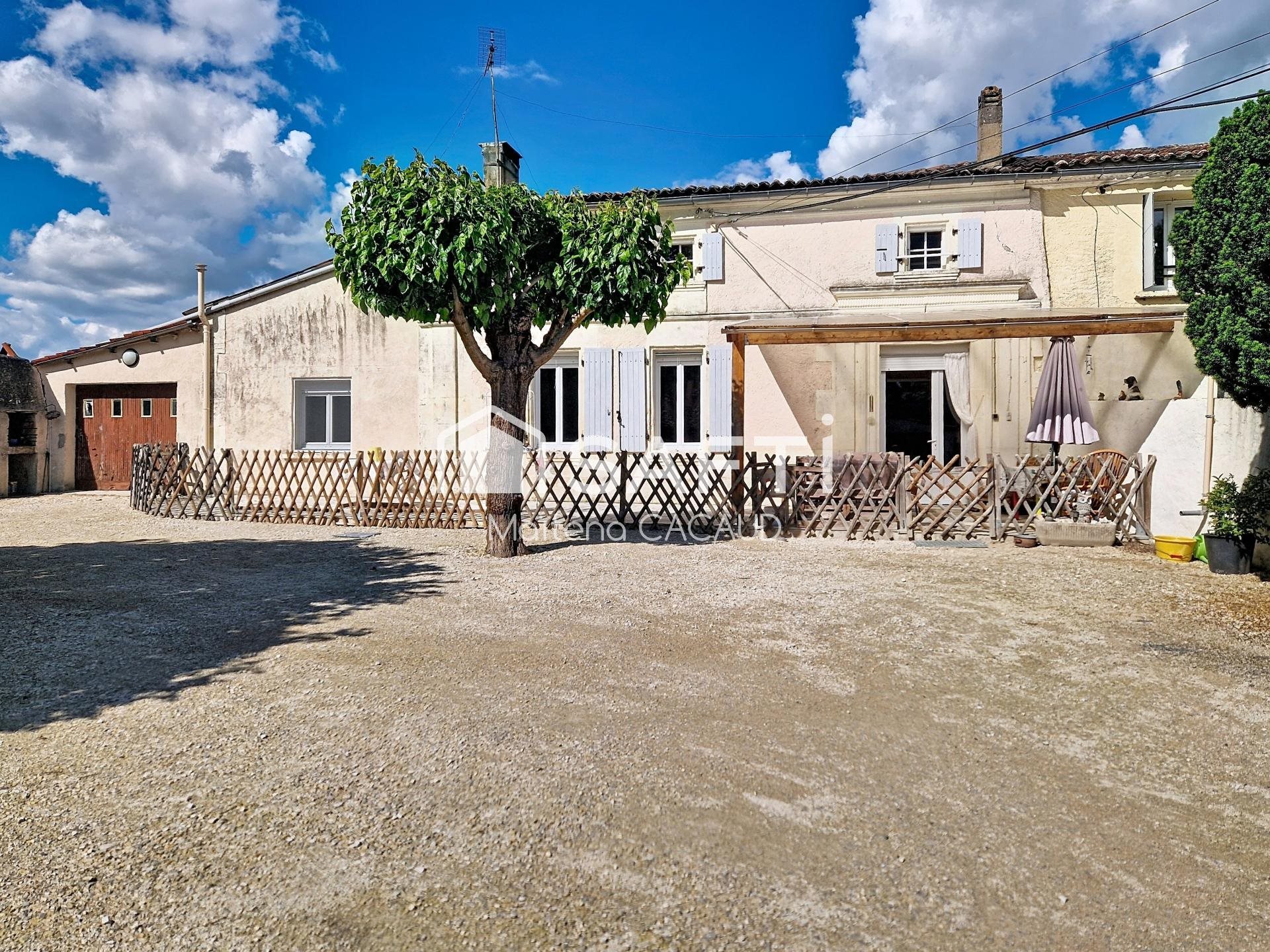 Maison à vendre, 129m², Sainte-Sévère