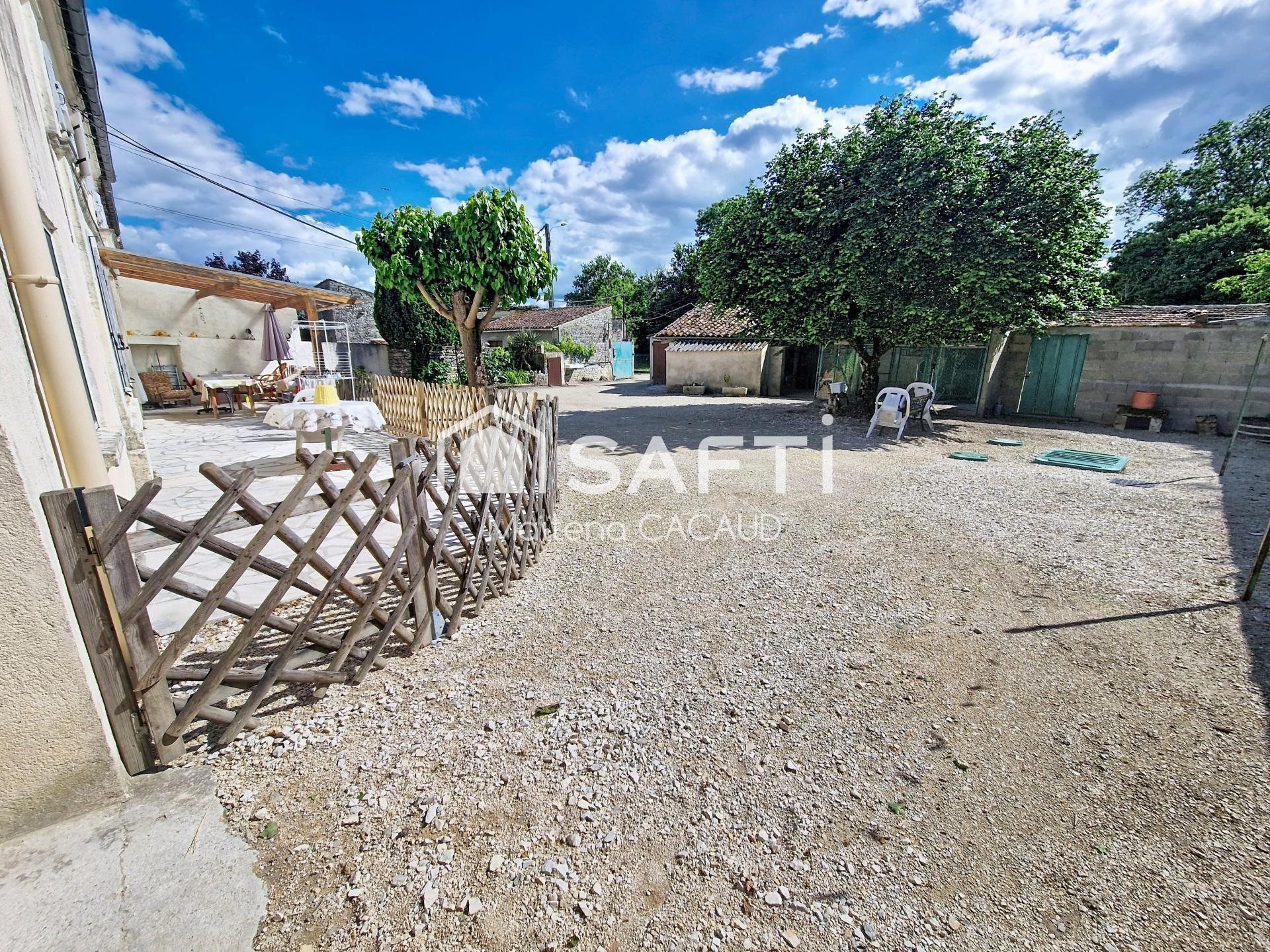 Maison à vendre, 129m², Sainte-Sévère