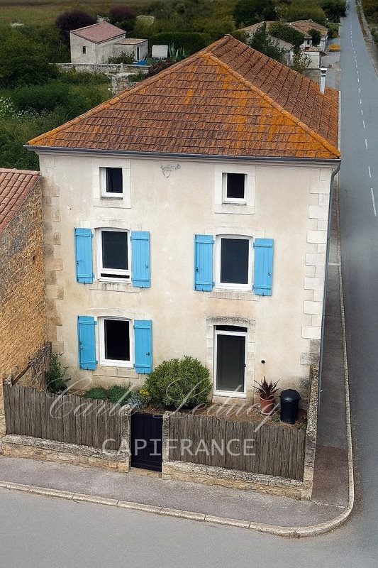 Maison à vendre, 270m², Saint-Christophe-sur-Roc