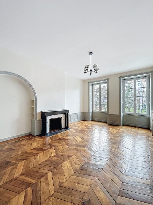 Appartement à louer, 155m², Clermont-Ferrand