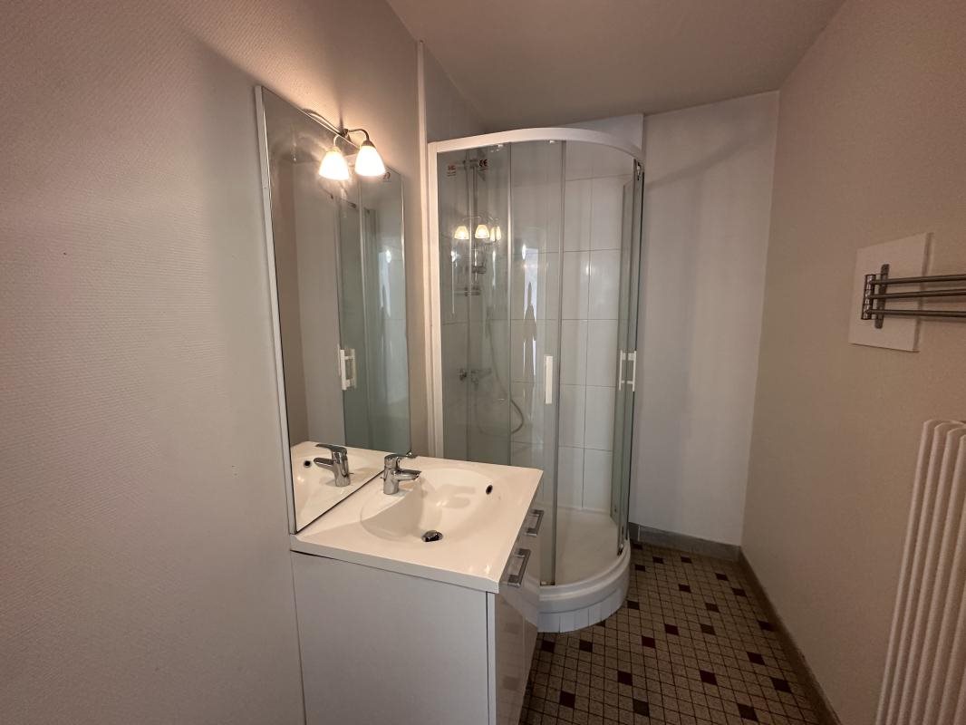 Appartement à louer, 60m², Clermont-Ferrand