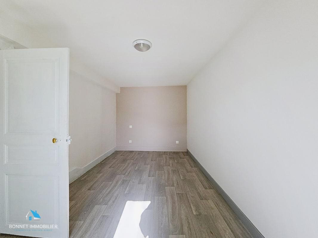 Appartement à louer, 41m², Billom