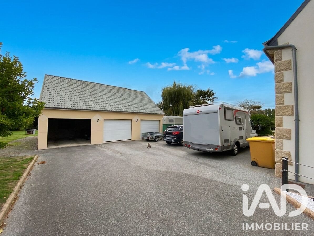 Maison à vendre, 253m², Plœuc-L'Hermitage