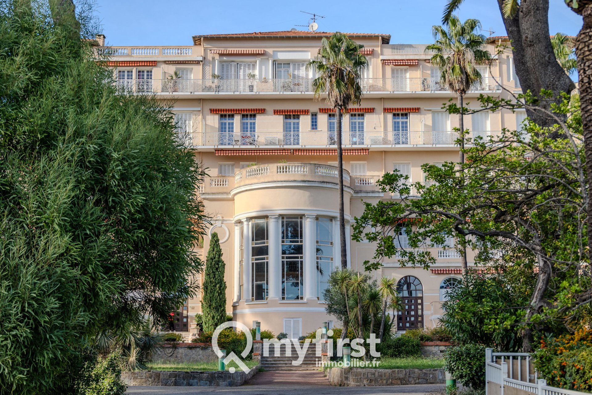 Appartement à louer, 27m², Hyères