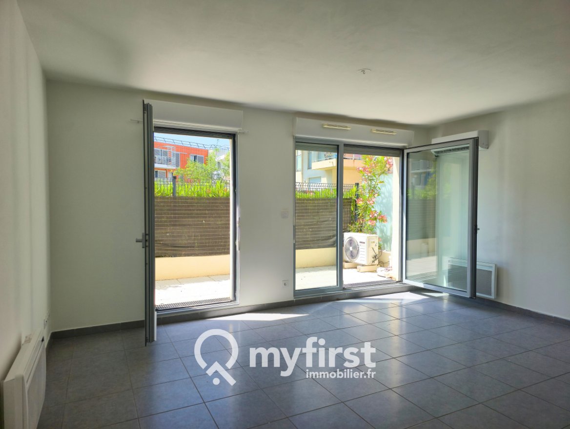 Appartement à louer, 61m², Toulon