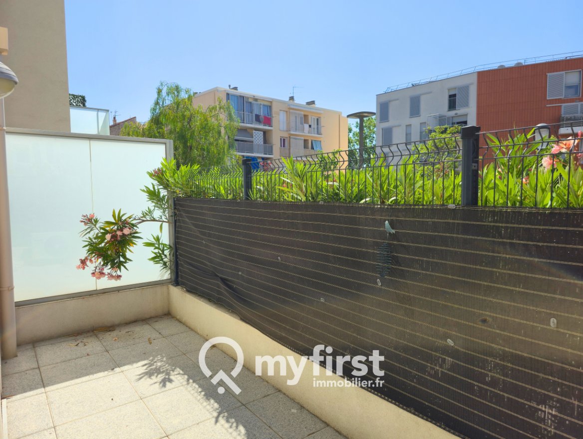 Appartement à louer, 61m², Toulon