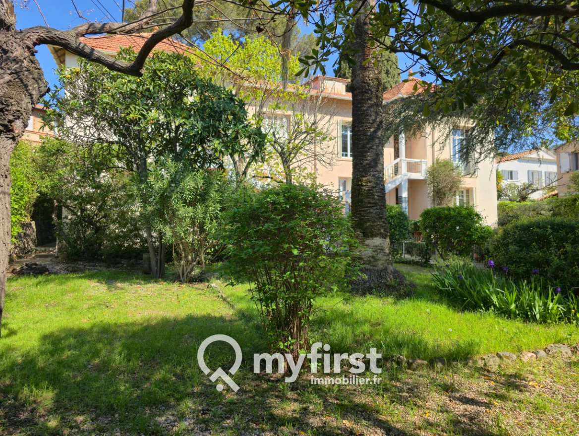 Maison à vendre, 201m², Toulon