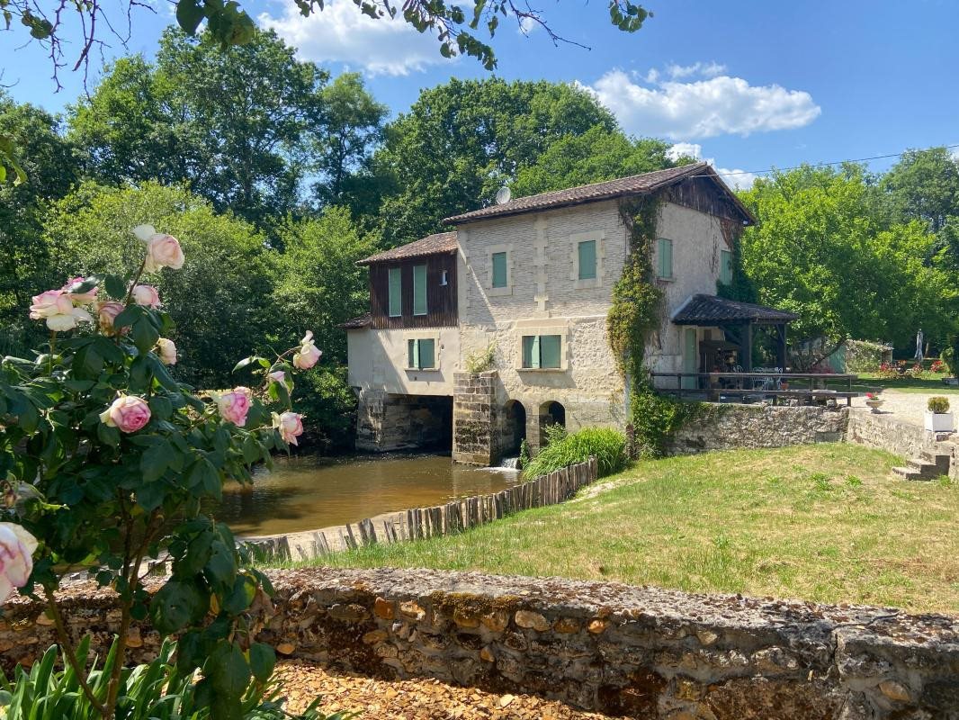 Maison à vendre, 230m², Saint-Ciers-d'Abzac