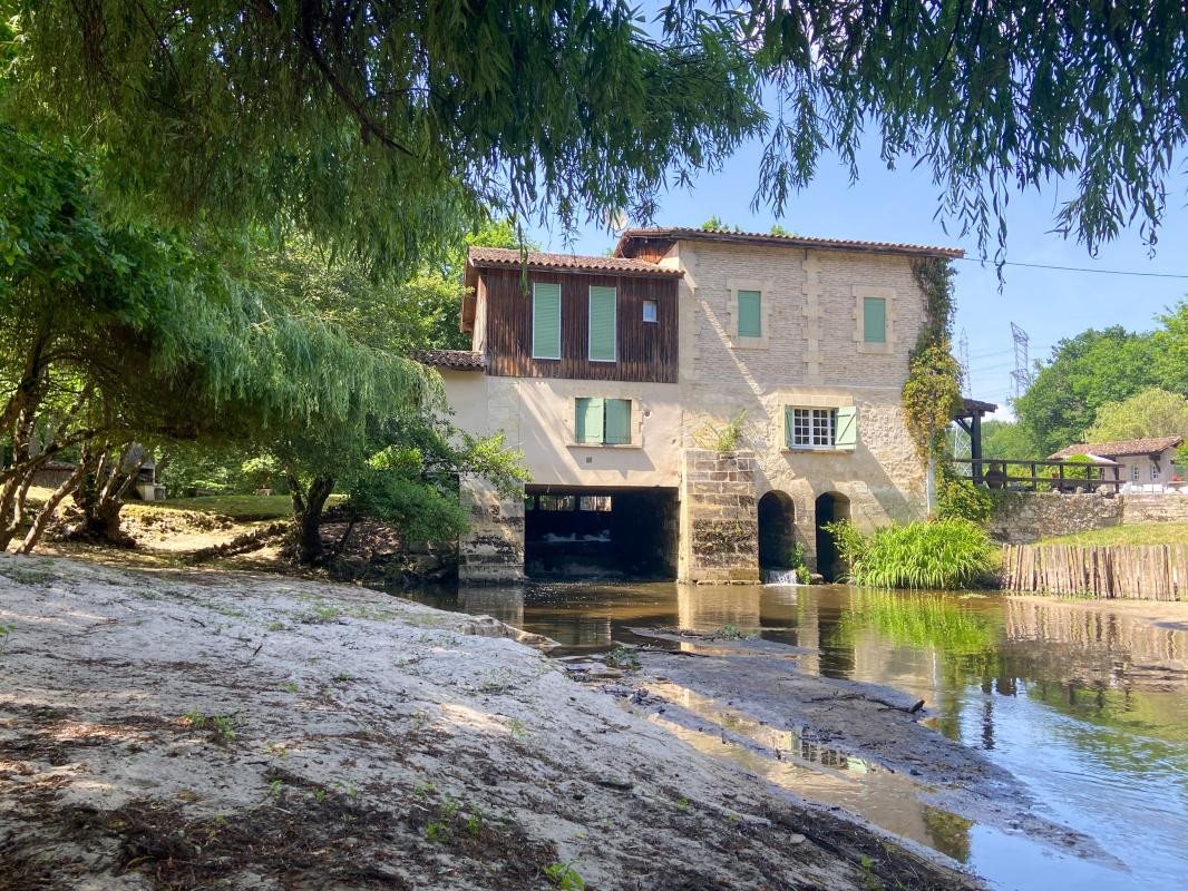 Maison à vendre, 230m², Saint-Ciers-d'Abzac