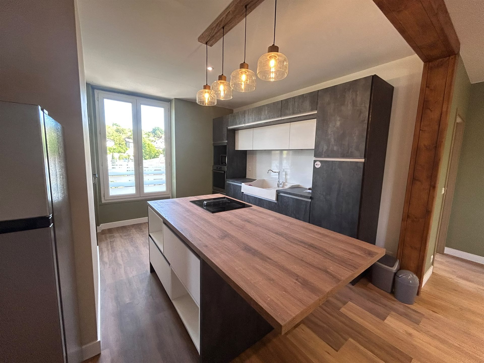 Appartement à louer, 100m², Souillac