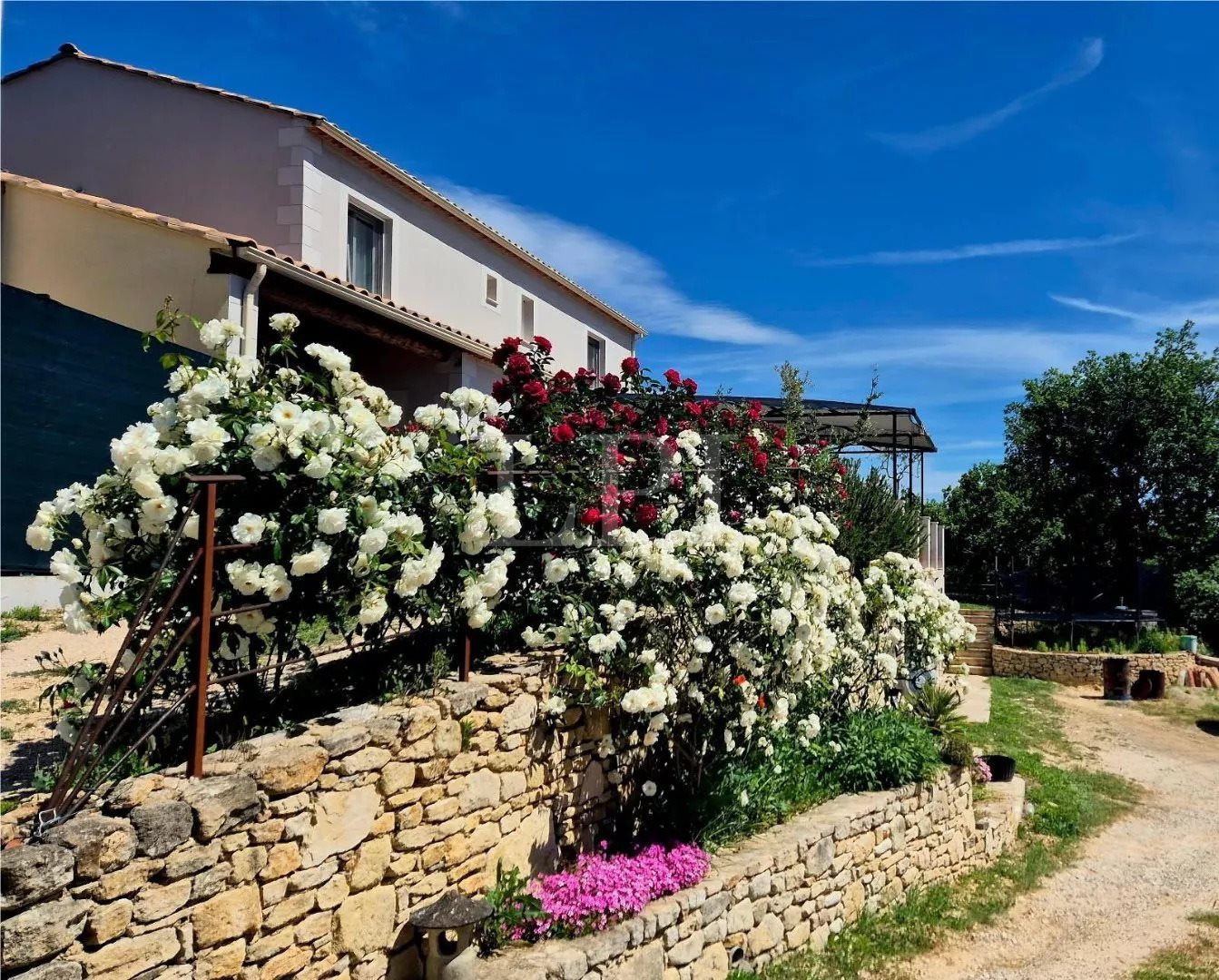 Maison à vendre, 198m², Saint-Martin-de-Castillon