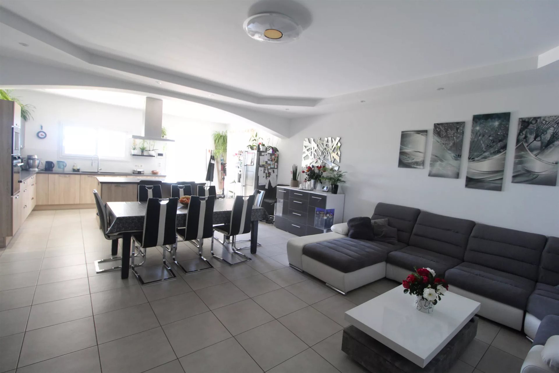 Maison à vendre, 198m², Saint-Martin-de-Castillon
