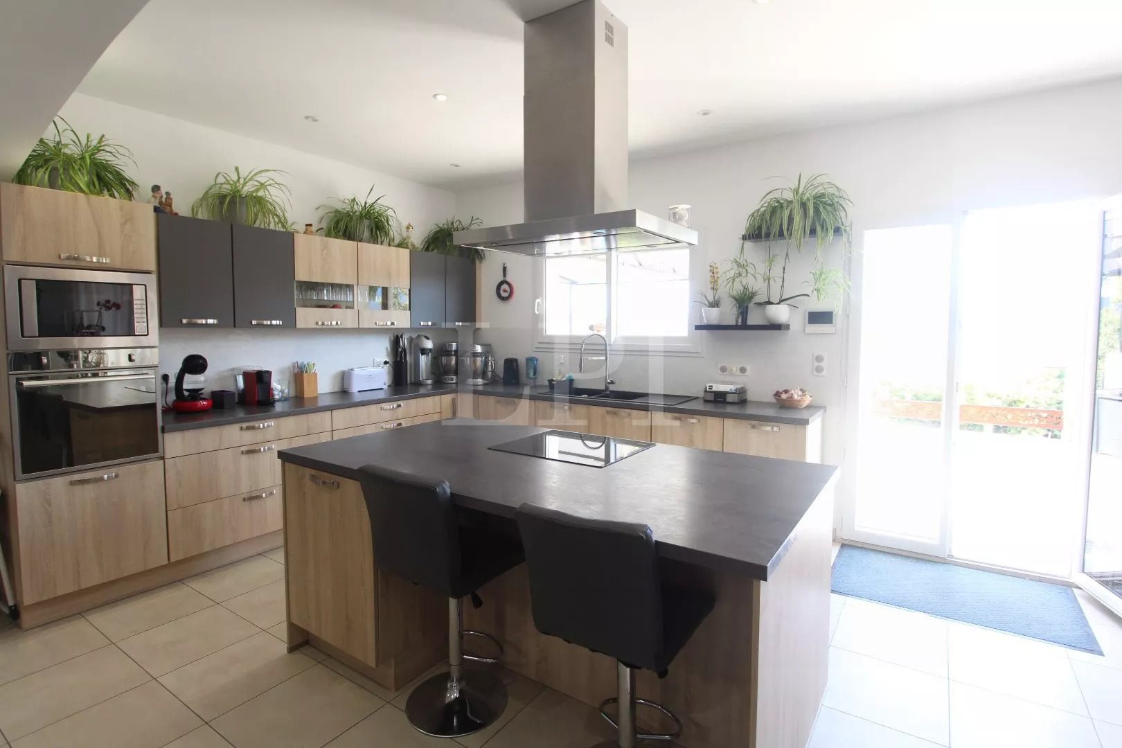 Maison à vendre, 198m², Saint-Martin-de-Castillon