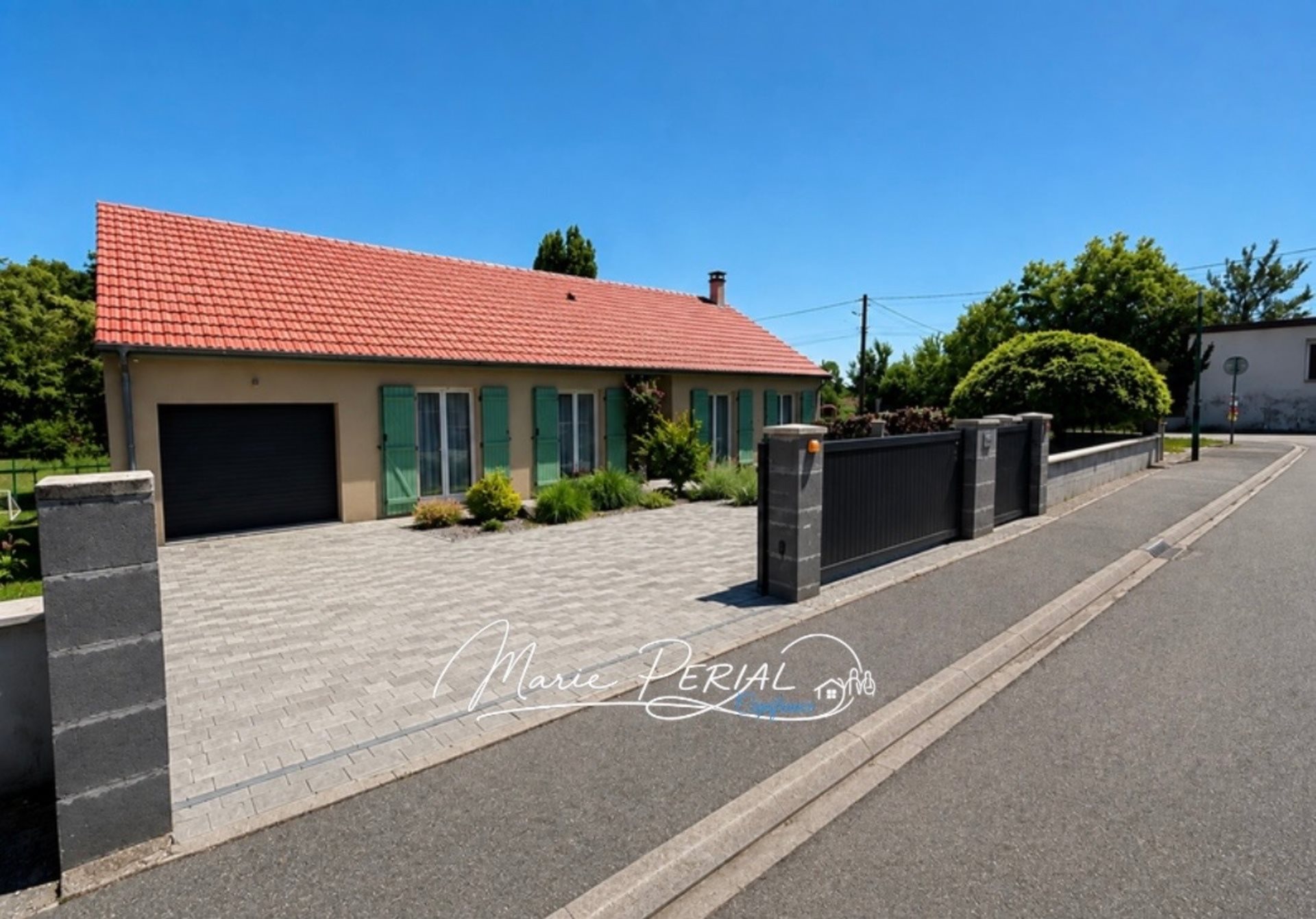 Maison à vendre, 119m², Allamps