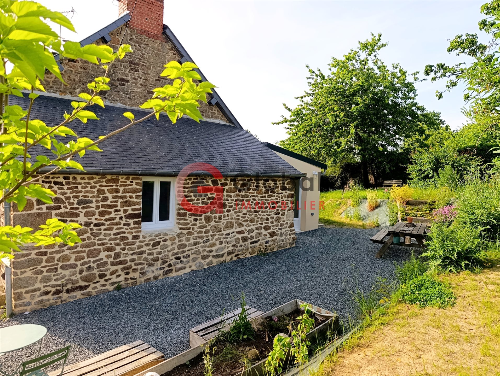 Maison à vendre, 107m², Saint-Georges-de-Reintembault