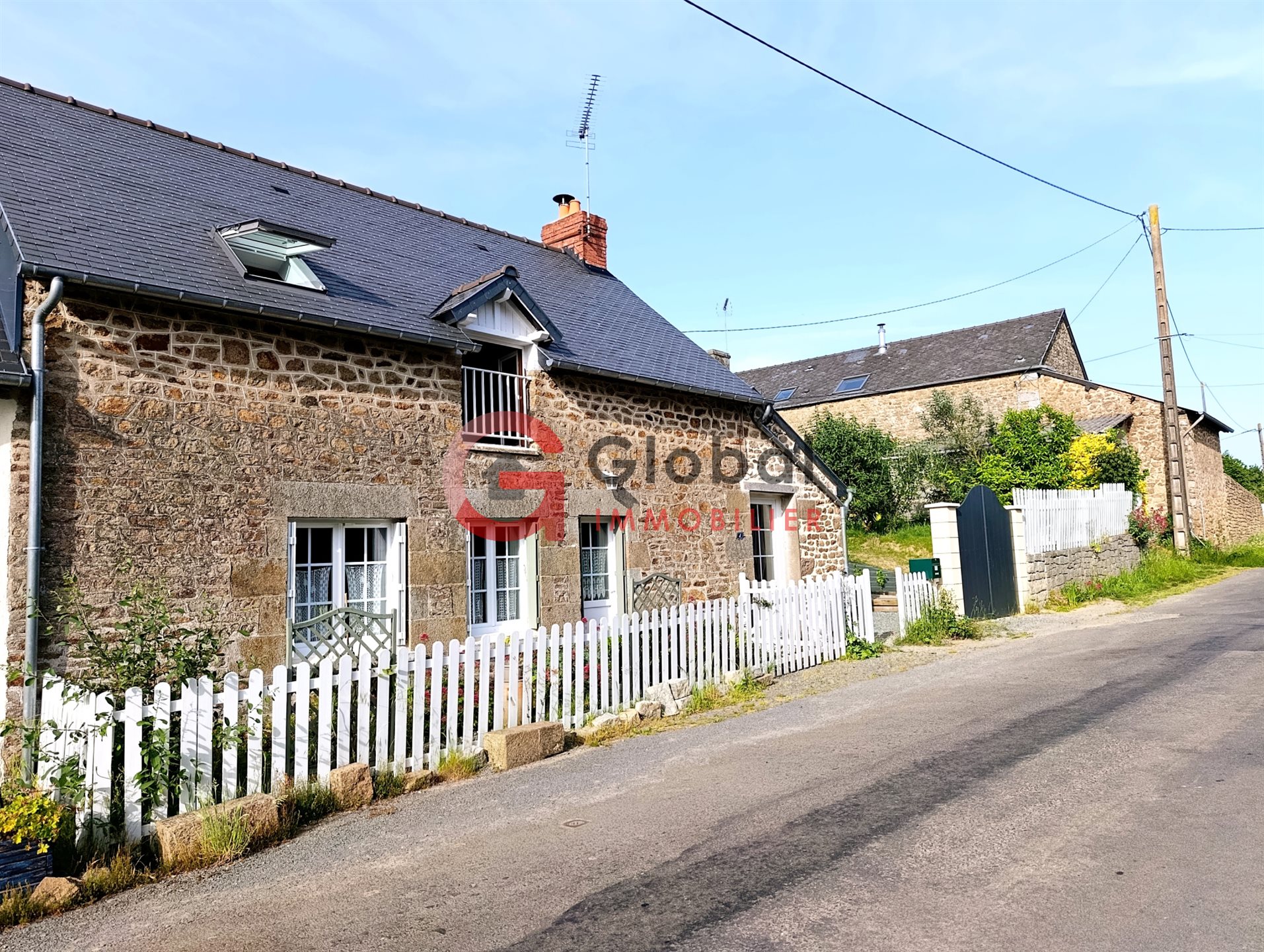 Maison à vendre, 107m², Saint-Georges-de-Reintembault