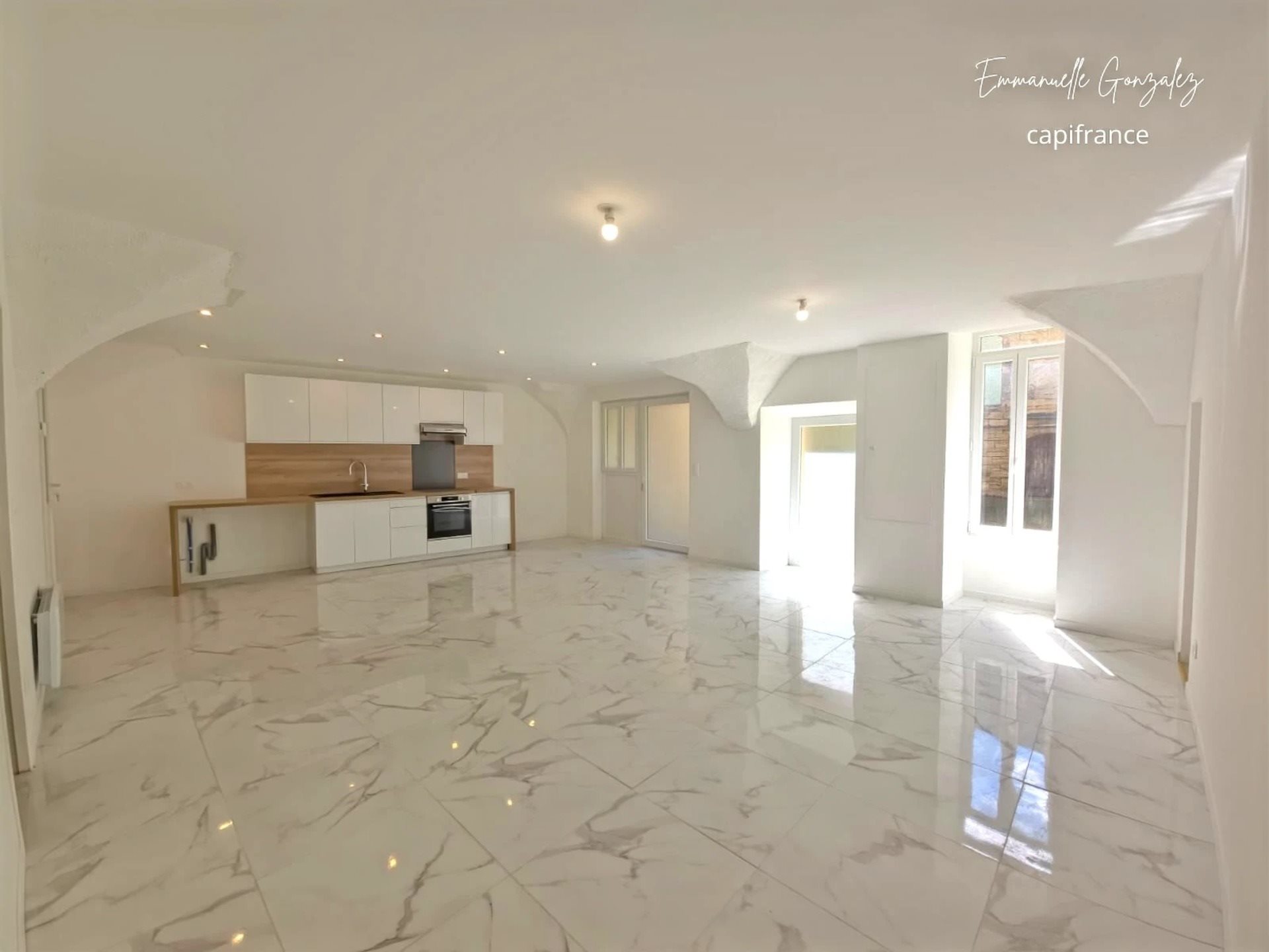 Maison à vendre, 196m², Roujan
