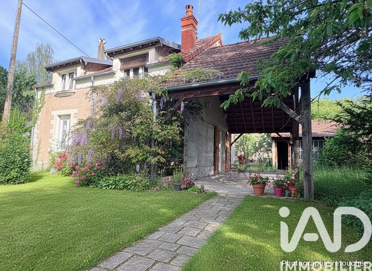 Maison à vendre, 132m², Saint-Amand-Montrond
