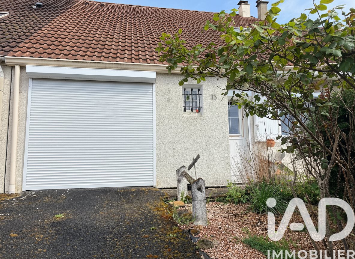 Maison à vendre, 90m², Saint-Amand-Montrond