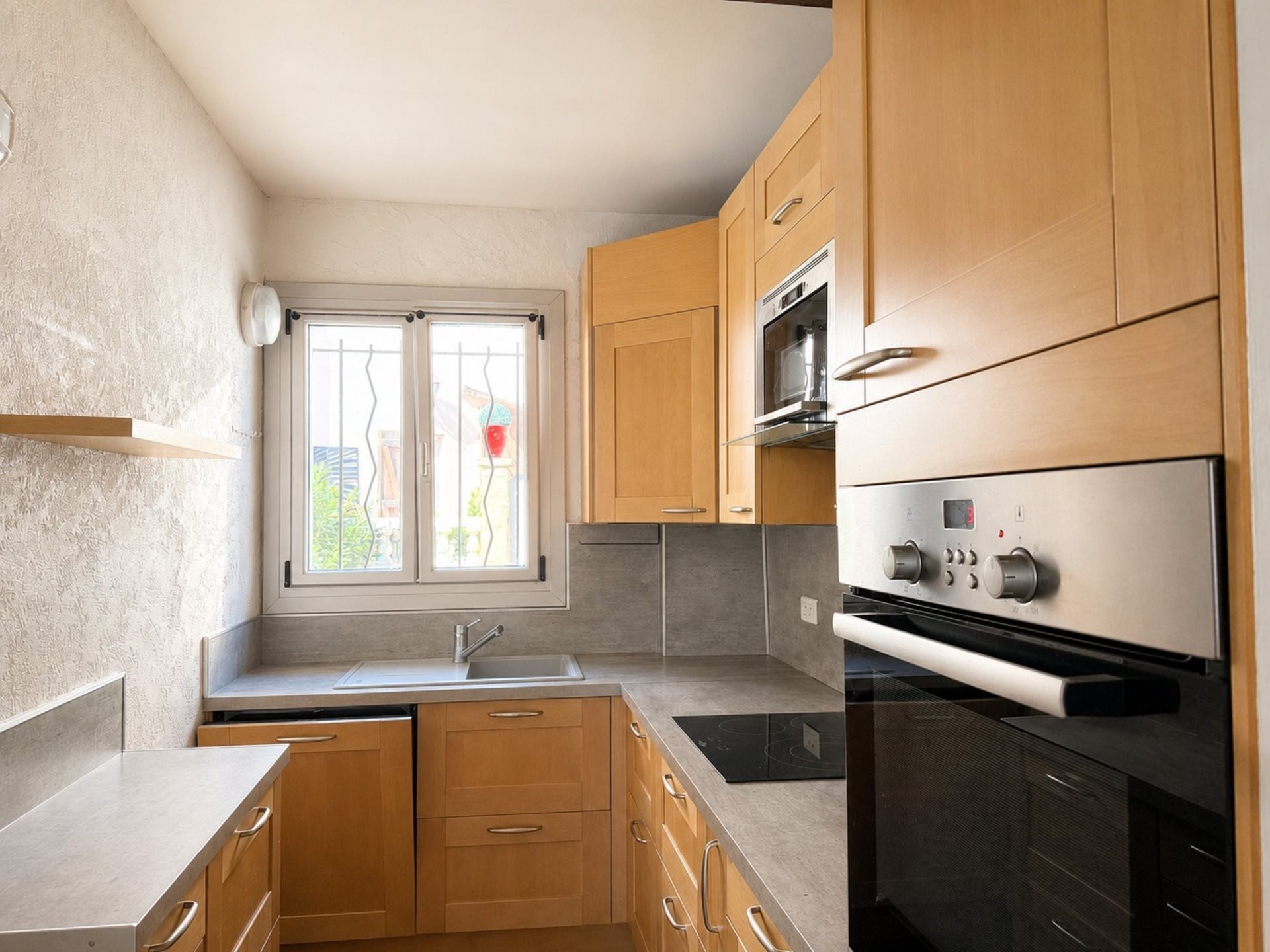 Maison à vendre, 78m², Poilhes