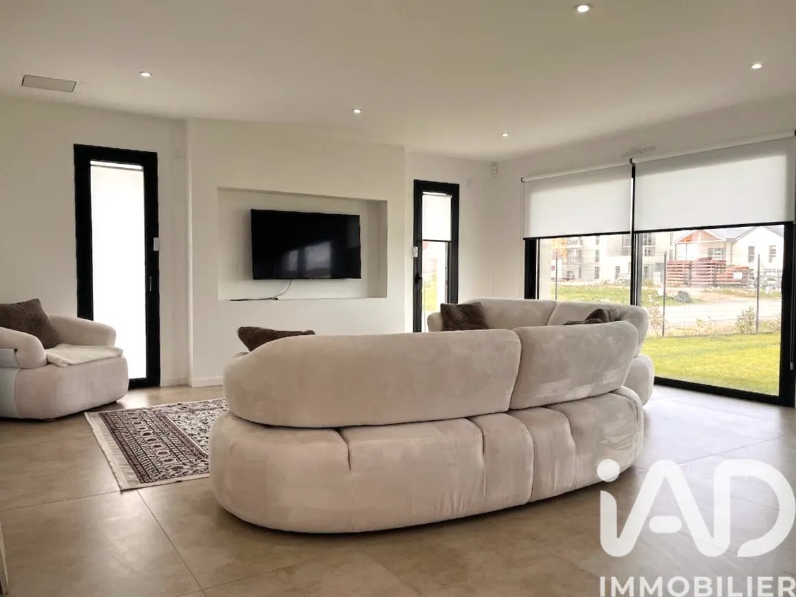 Maison à vendre, 163m², Loiré