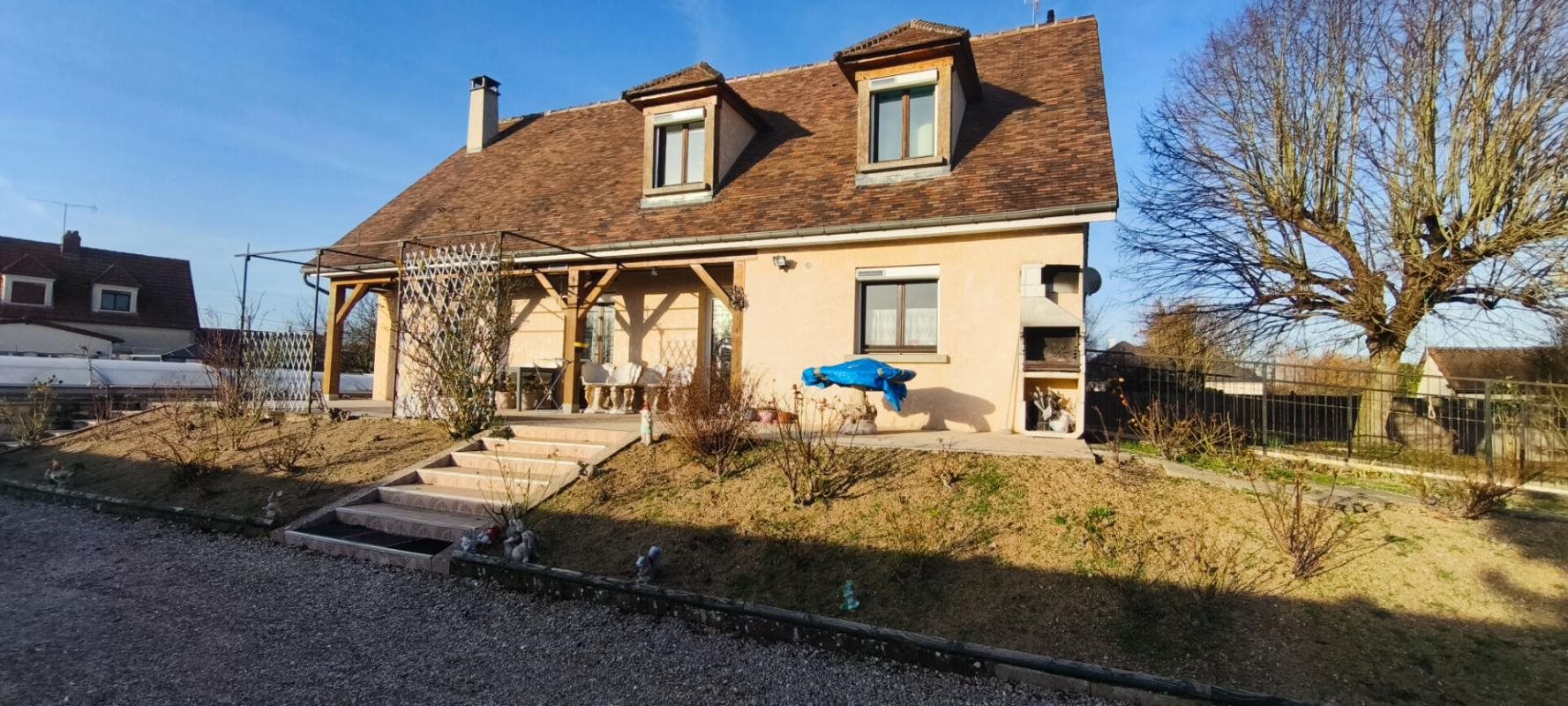 Maison à vendre, 151m², Maizières-la-Grande-Paroisse