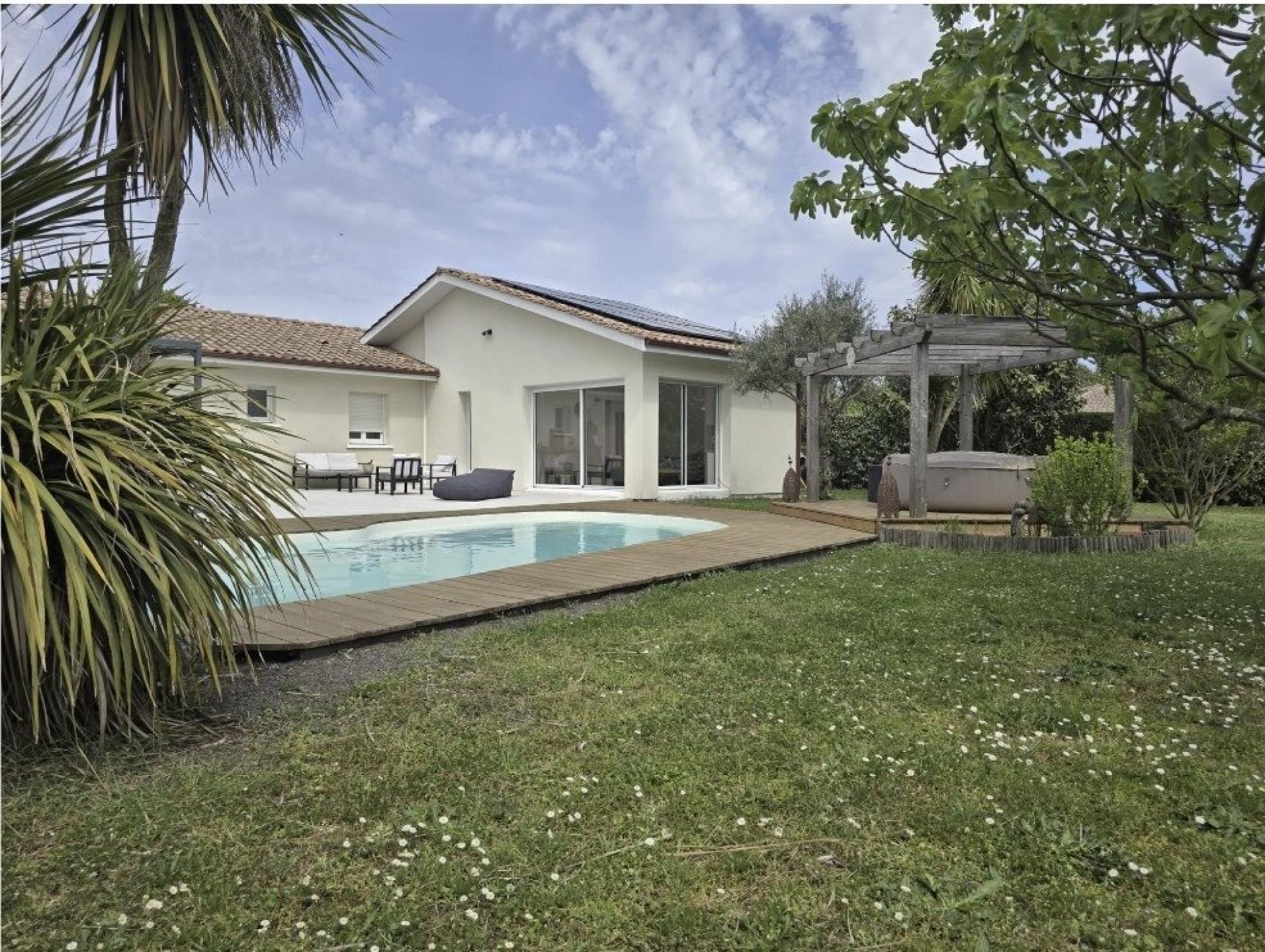 Maison à vendre, 139m², Mios