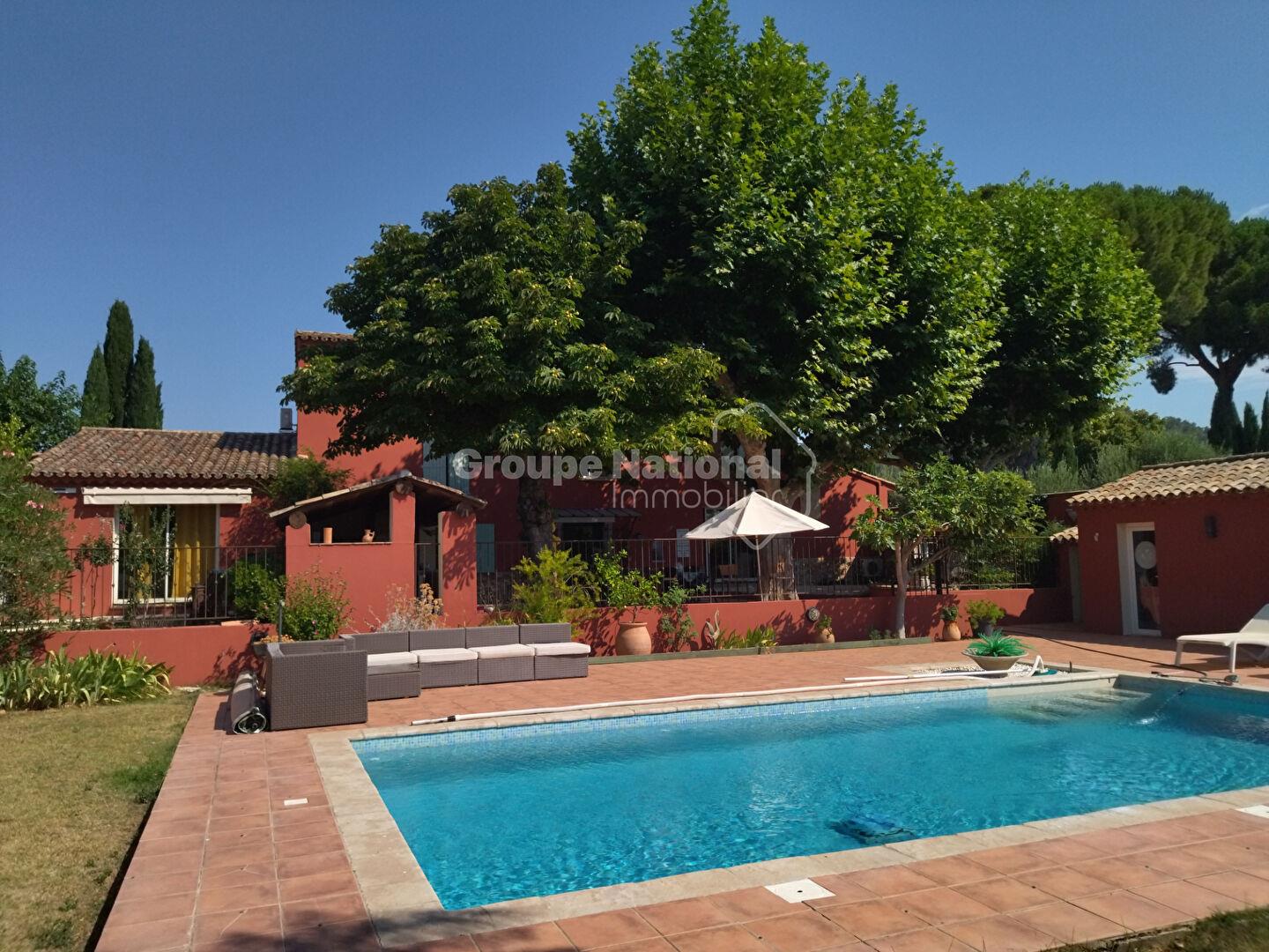 Maison à vendre, 480m², Le Luc
