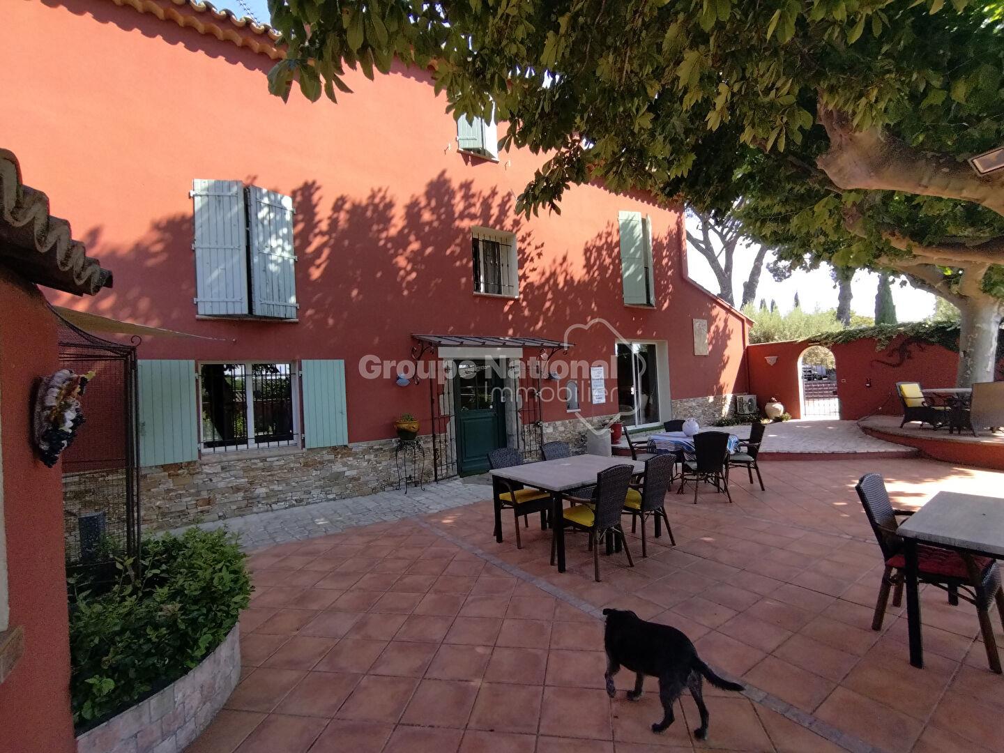 Maison à vendre, 480m², Le Luc