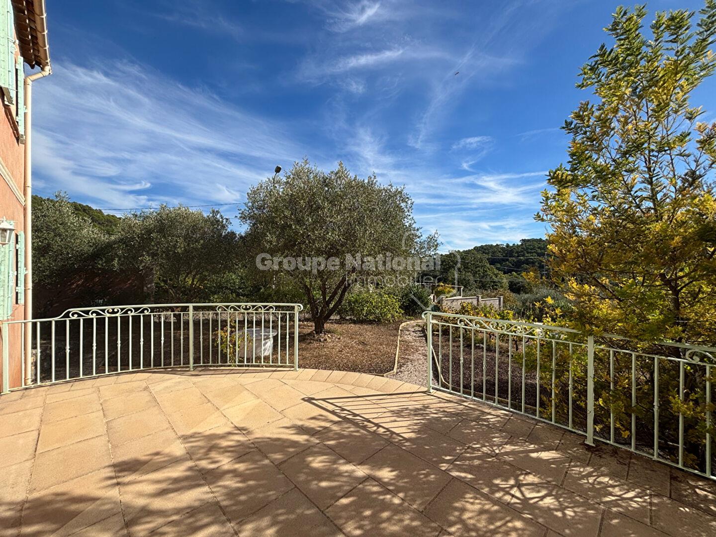 Maison à vendre, 167m², Lorgues