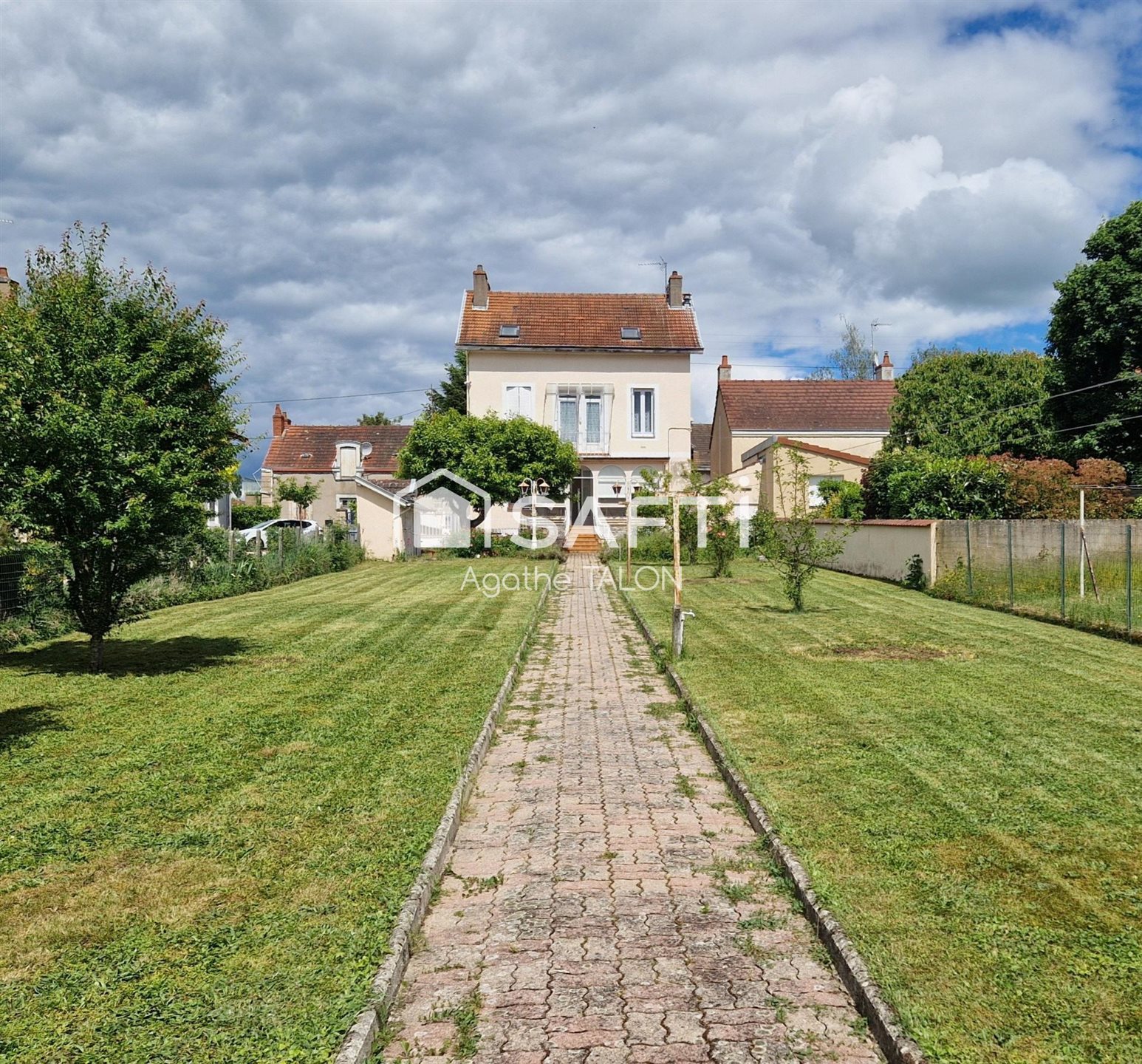 Maison à vendre, 179m², Montceau-les-Mines