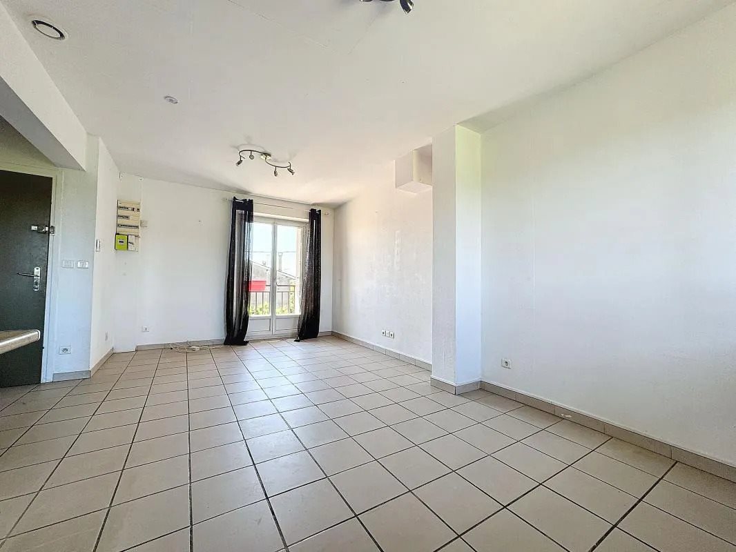 Appartement à louer, 55m², Bourg-lès-Valence