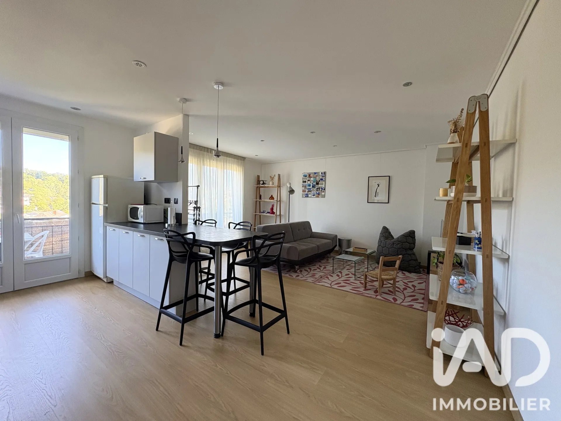 Appartement à louer, 64m², Le Monastère