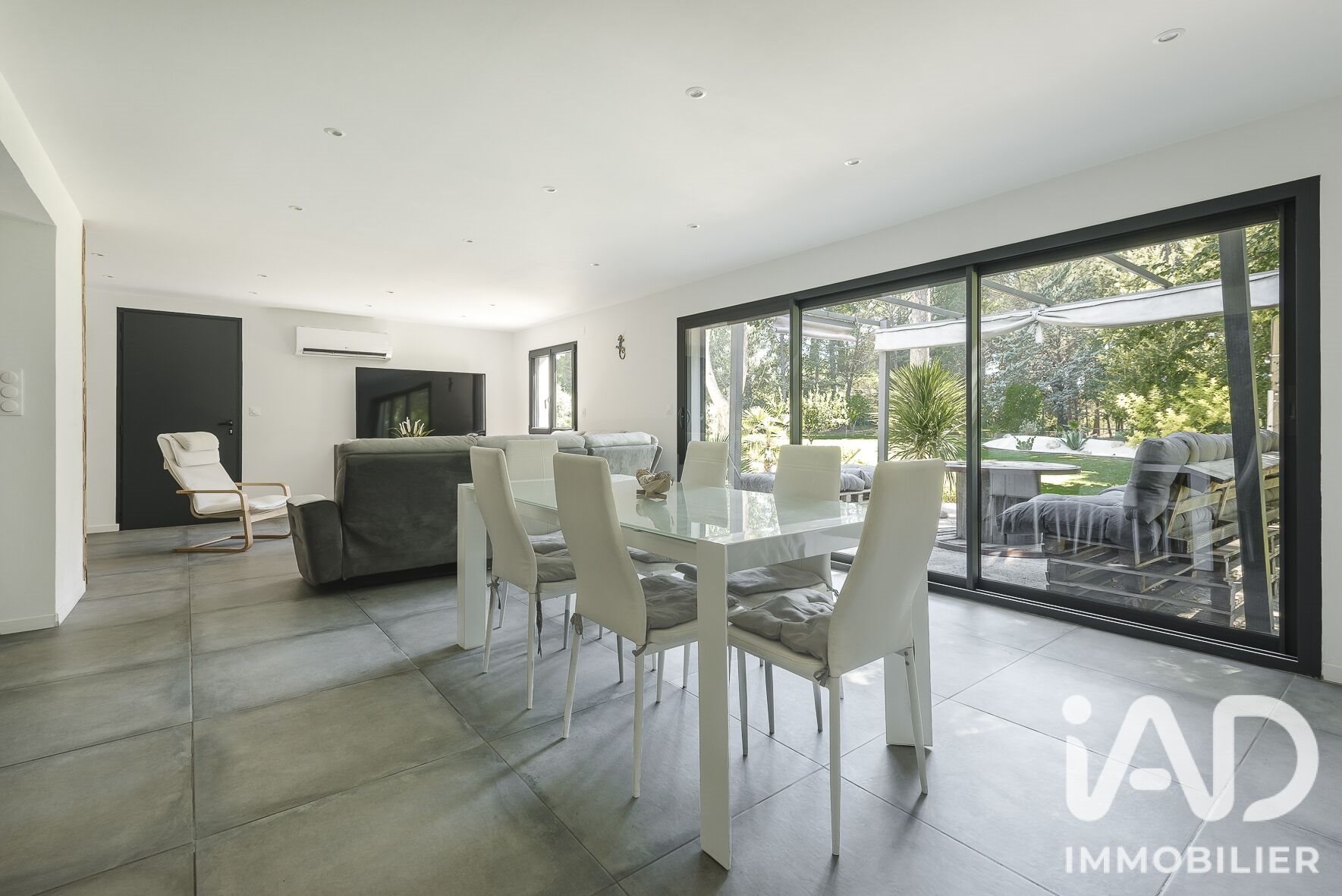 Maison à vendre, 170m², Saint-Cannat
