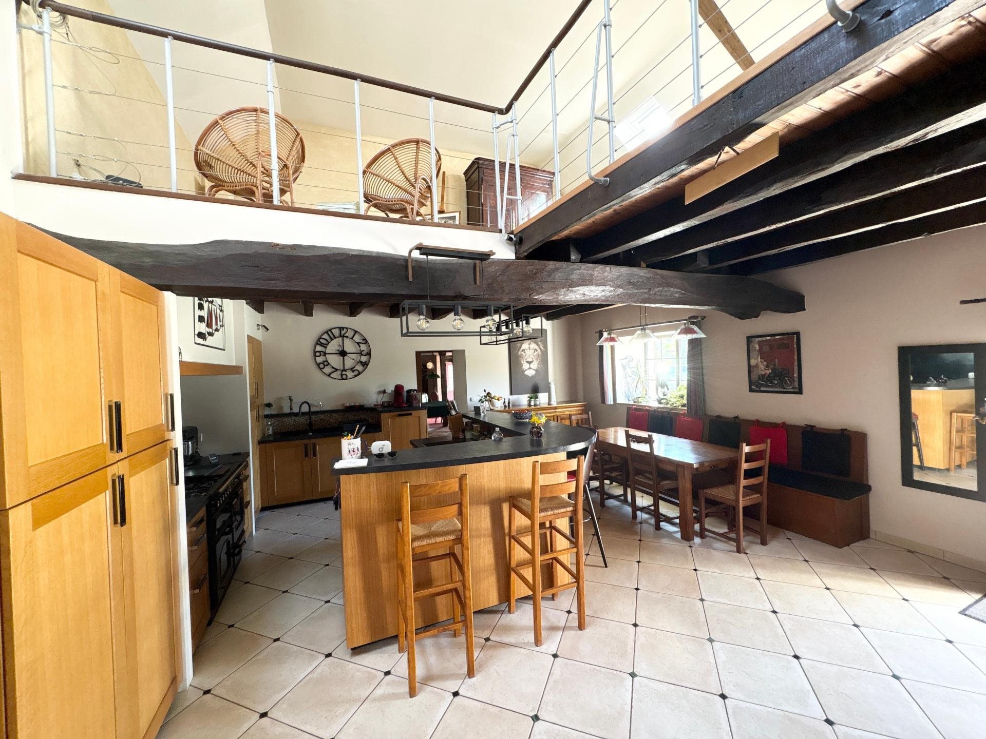 Maison à vendre, 270m², Saint-Dolay
