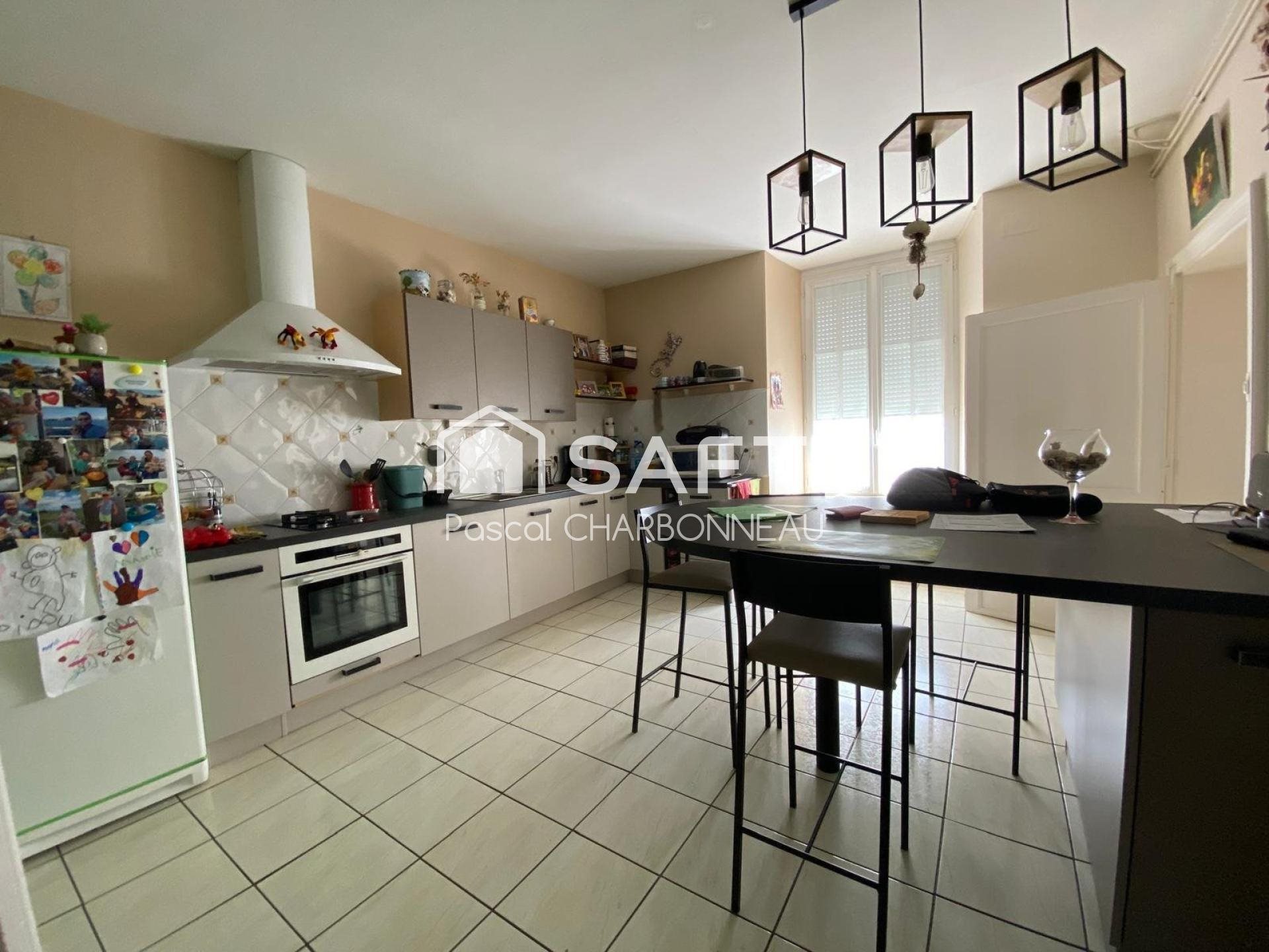 Maison à vendre, 235m², La Châtaigneraie