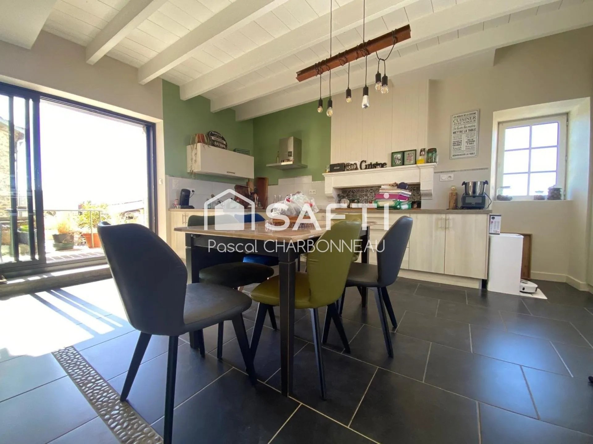 Maison à vendre, 176m², Sigournais