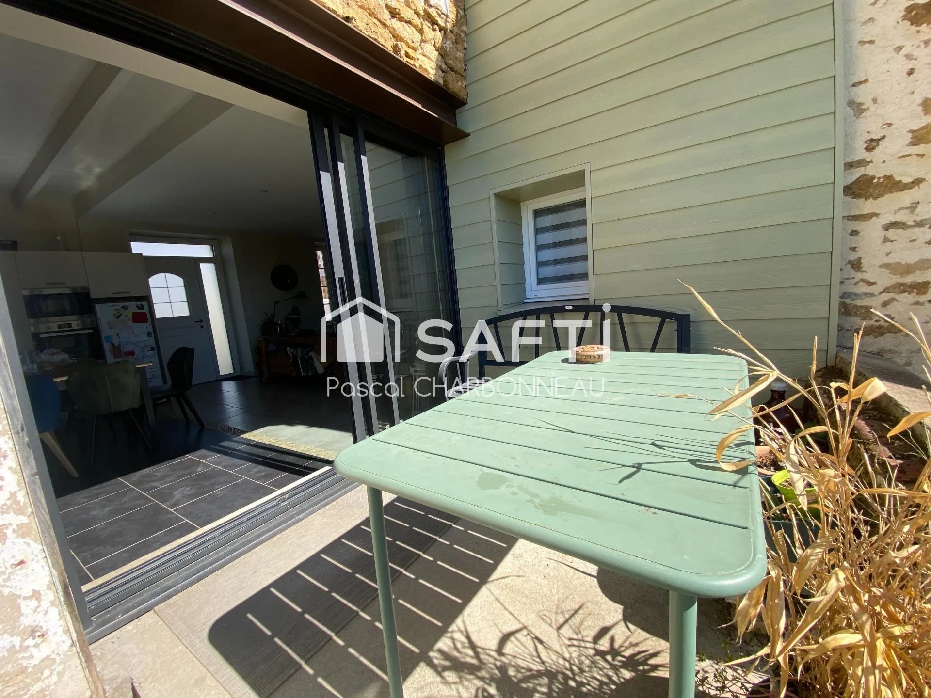 Maison à vendre, 176m², Sigournais