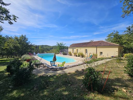 Maison 11 pièces 280 m² · à Paunat · 280 m² · 752 400 €