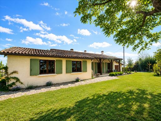 5 pièces 119 m² · à Lavergne · 119 m² · 209 950 €