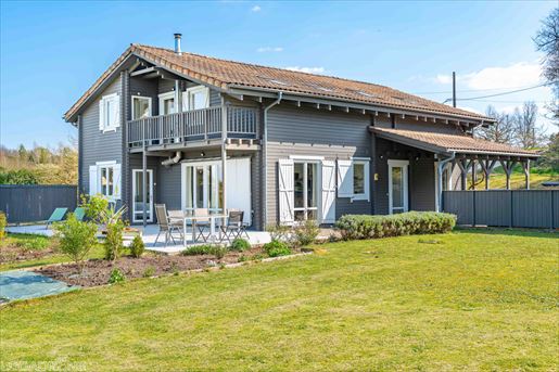 Maison 5 pièces 210 m² · à Villeréal · 210 m² · 328 900 €